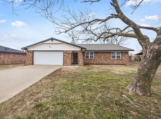 708 S 19th St, Rogers, AR 72758