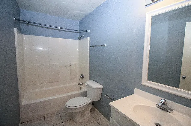 1500 Lake Shore Dr #201 — Photo 10