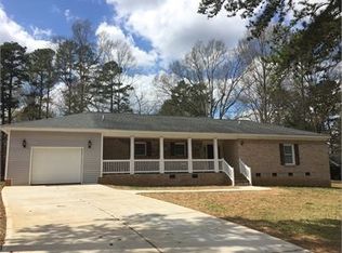 6701 Alanbrook Rd, Charlotte, NC 28215