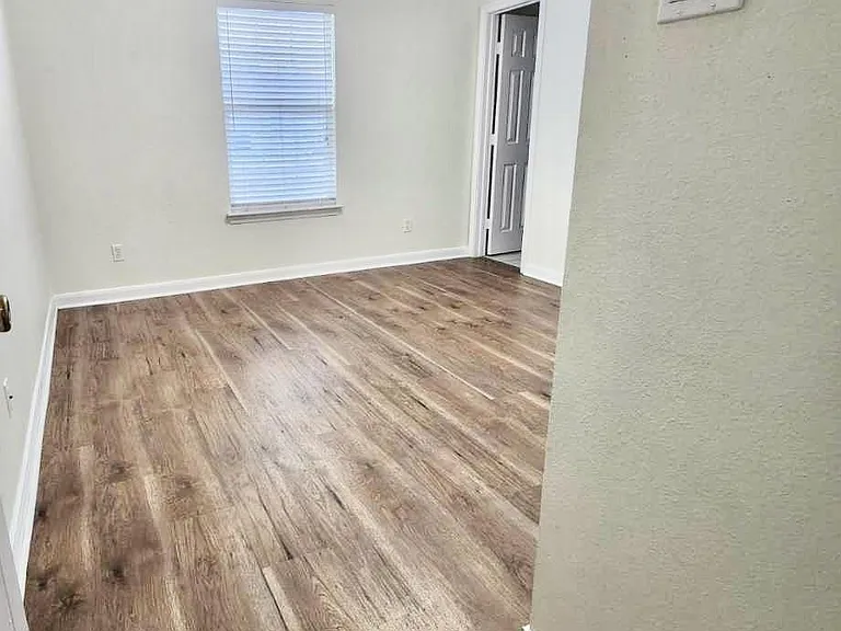 11899 Algonquin Dr #5 — Photo 14