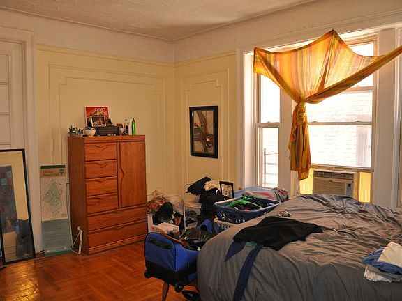 5th image of 732 Saint Marks Ave APT 52