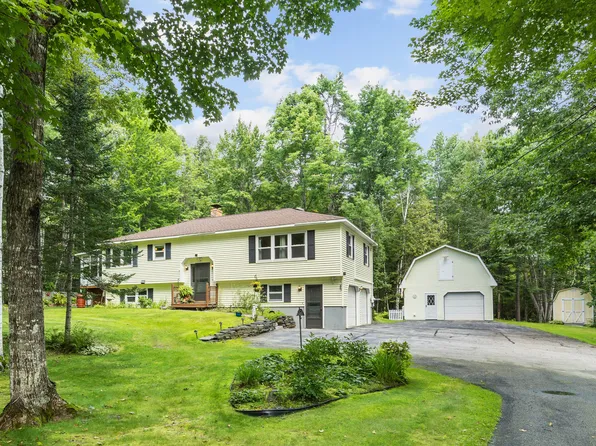 213 Clark Road, Kenduskeag, ME 04450