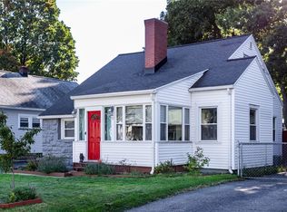 110 Castleford Rd, Rochester, NY 14616