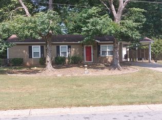 65 Dempsey Dr, Lawrenceville, GA 30044