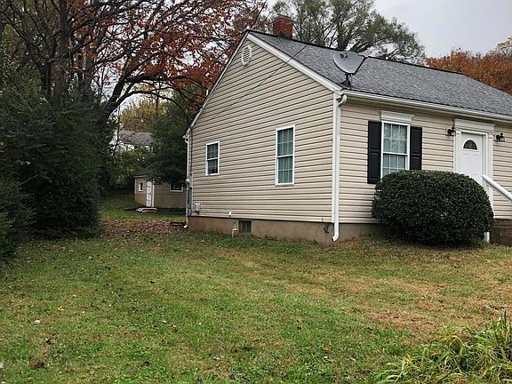 4th image of 3923 Tyler Ave NW