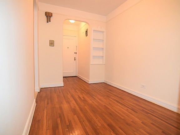 4th image of 1776 E 13th St #2