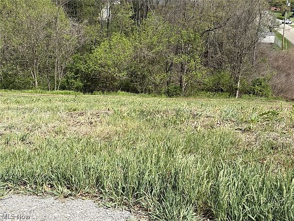 3rd image of Bantam Ridge Rd