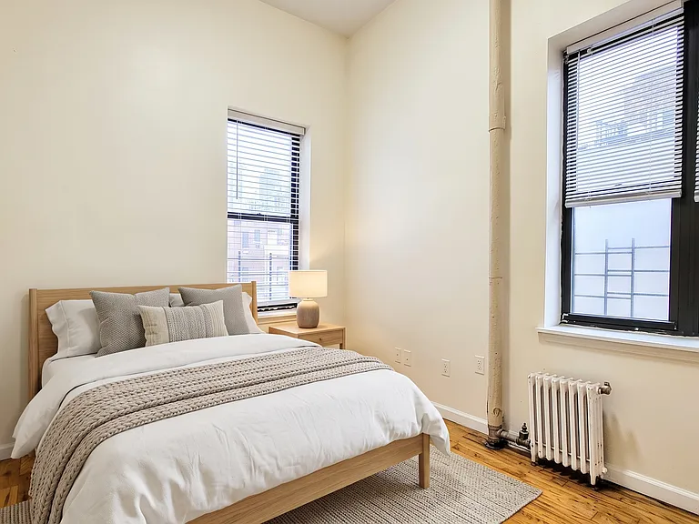 429 Lenox Ave #26 — Photo 2
