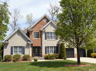 107 Scenic Ridge Dr, Hickory, NC 28601