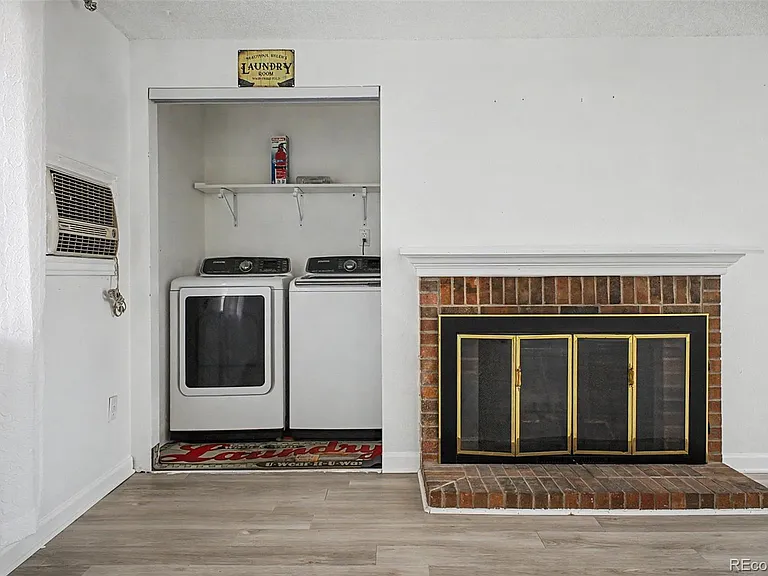 2757 S Salida St — Photo 13
