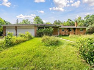 2870 Stanton Rd, Oxford, MI 48371