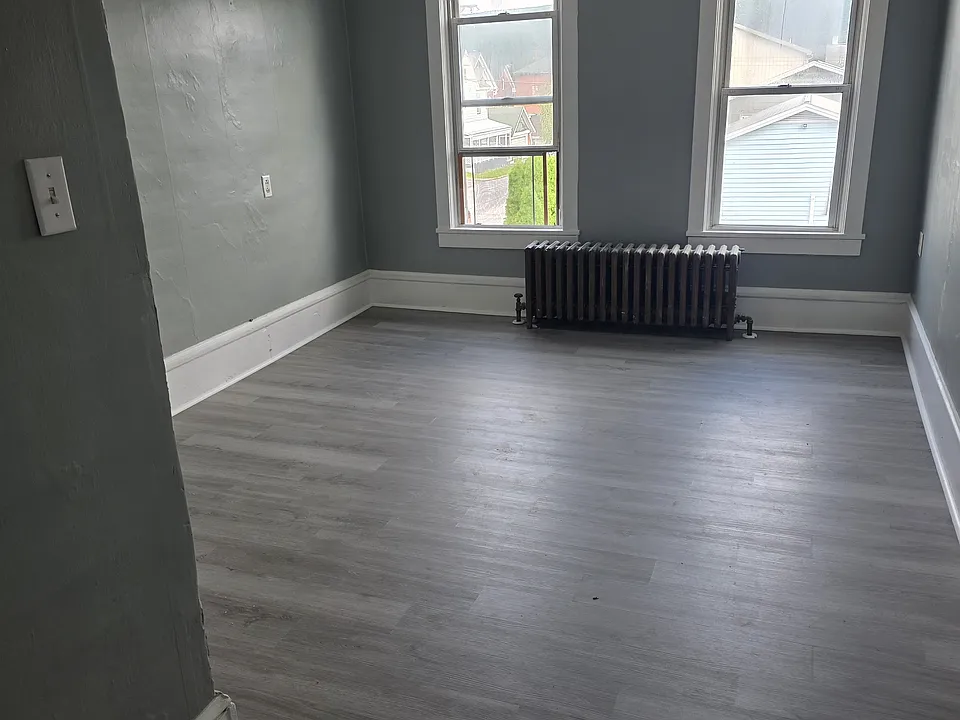 629 N 7th Ave