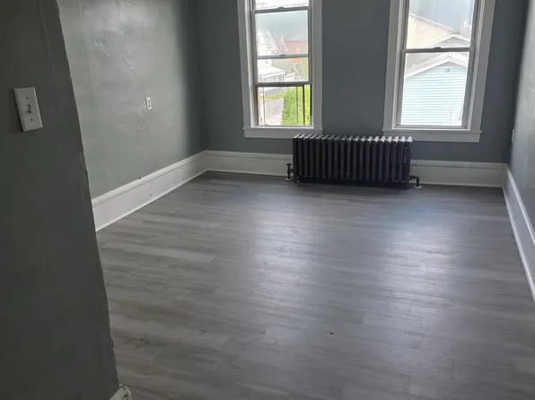 629 N 7th Ave, Altoona, PA 16601