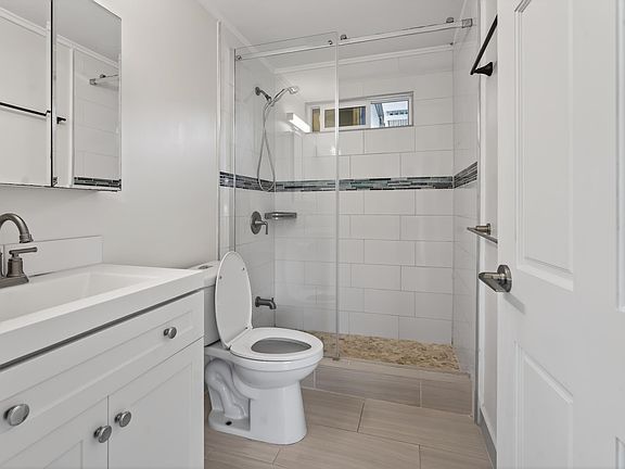 3rd image of 469 Kaao Cir