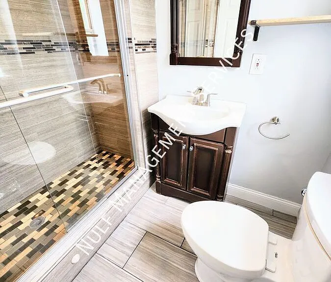 926 Portland St #3 — Photo 4