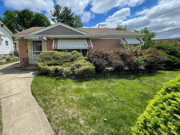 317 S Louis St, Mount Prospect, IL 60056