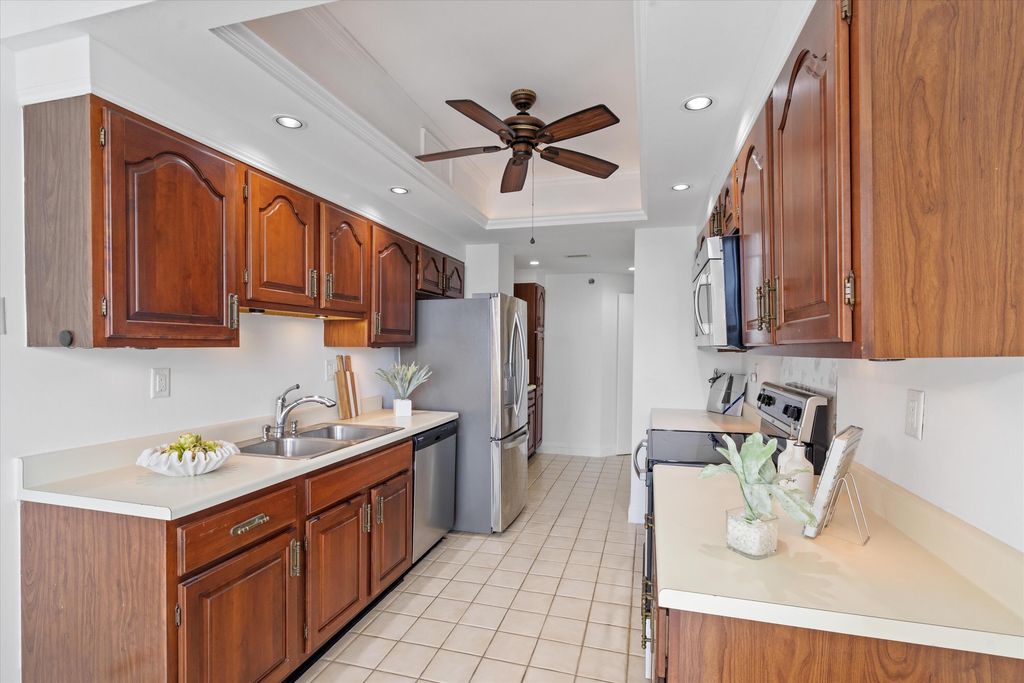 1300 S OCEAN Boulevard #705, photo 9