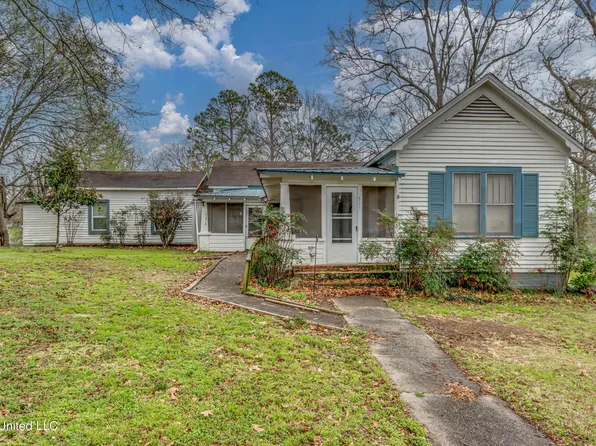 311 Osbourne St, Edwards, MS 39066