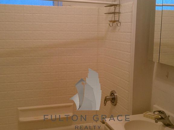 5th image of 5943 N Magnolia Ave #3