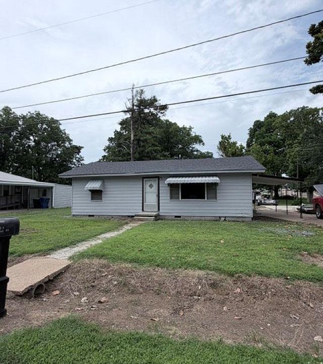1st image of 1010 College St