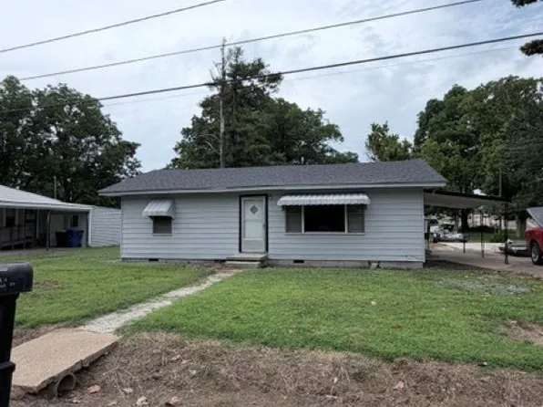 1010 College St, Marvell, AR 72366