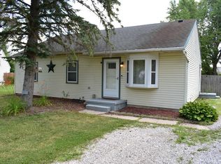 8660 Surfwood Dr, Monroe, MI 48162