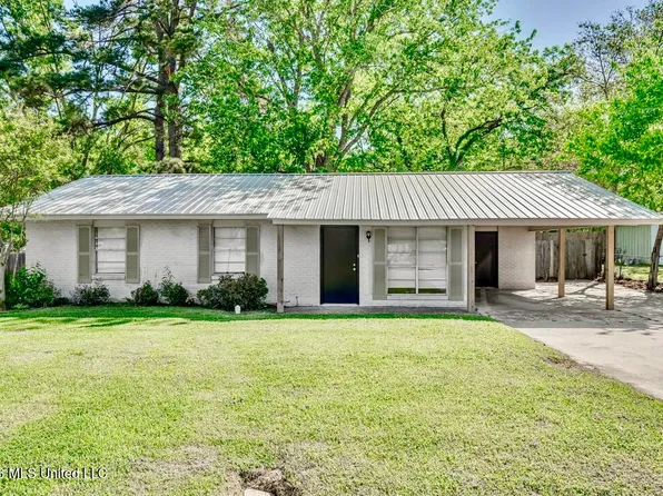 114 Sheppard Dr, Flora, MS 39071