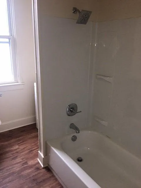 3028 Huxley St — Photo 2