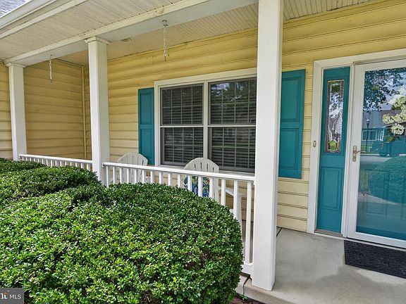 2nd image of 3 Bayberry St #2