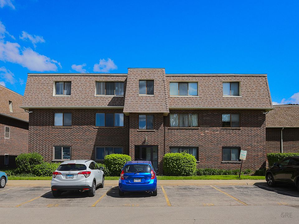 1st image of 1412 Carol Ct APT 1B