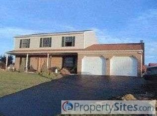210 Reist Rd, Lebanon, PA 17042