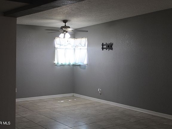 3rd image of 7910 Santa Maria Ct