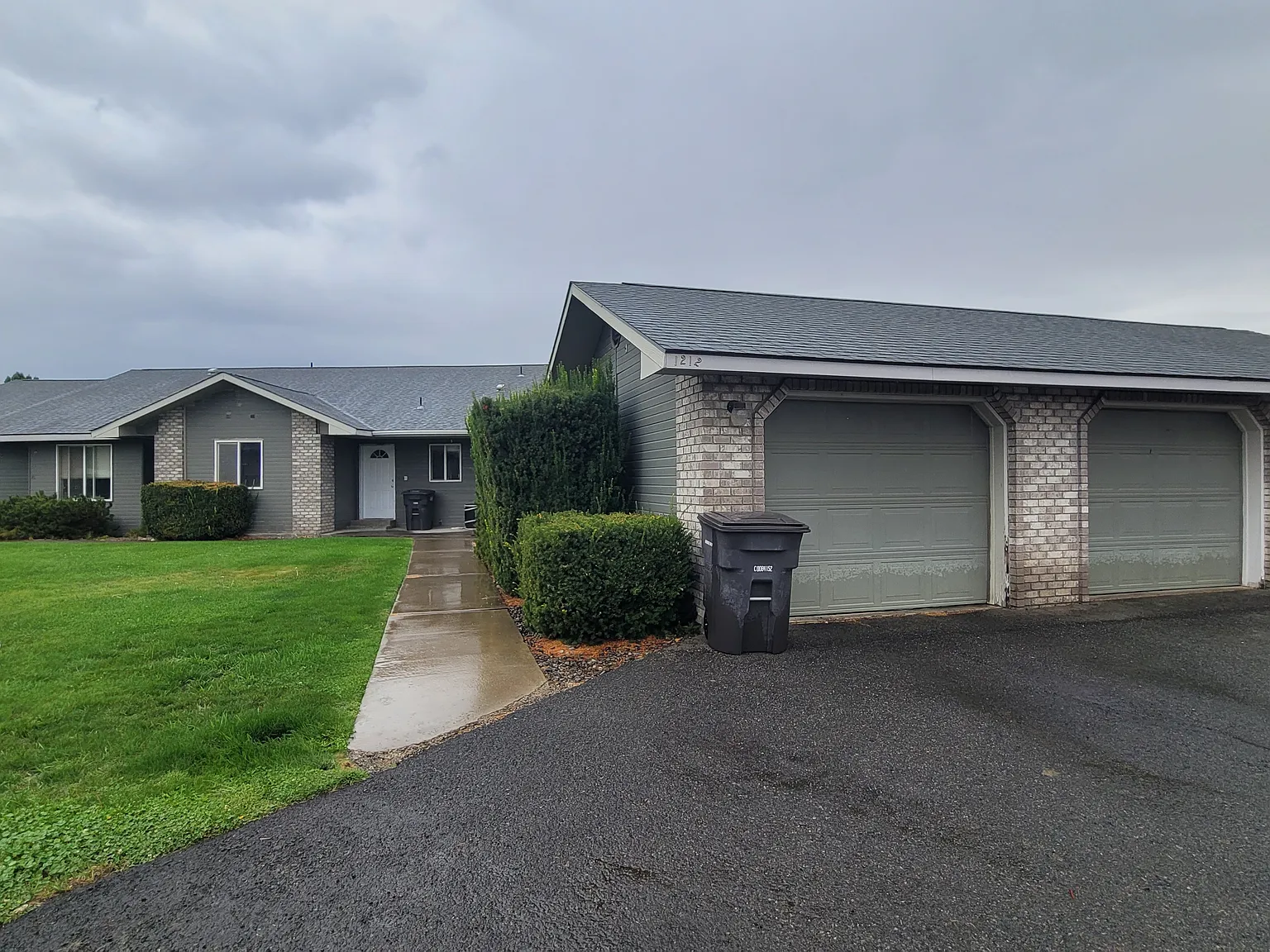 3 bed, 1150 sqft, $1,850 — Photo 1