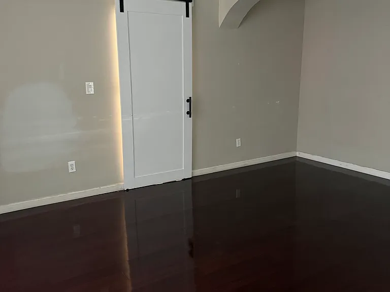9421 Dearborn Ave #9421 — Photo 4