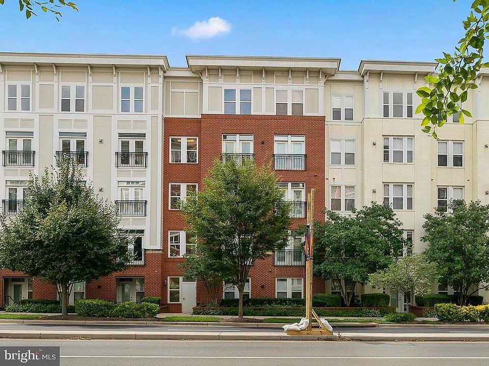 1st image of 2655 Prosperity Ave APT 212