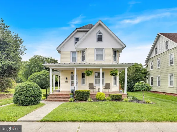 207 Commerce St, Harrington, DE 19952