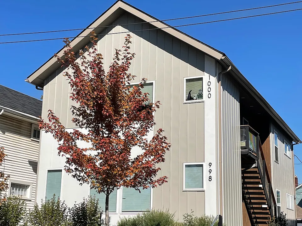 1000 Reinhard Ave