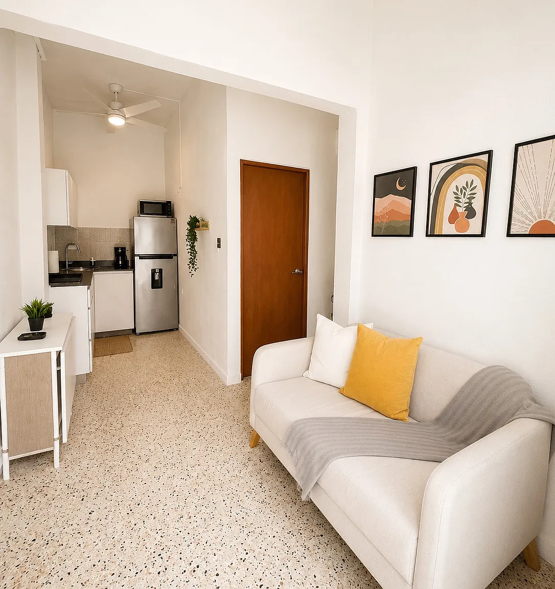 1 bed, 300 sqft, $1,150 — Photo 1