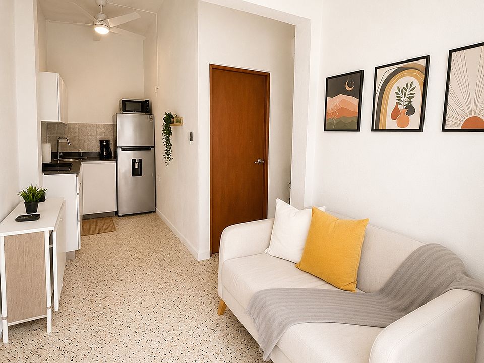 1st image of 119 Santa Cecilia #B