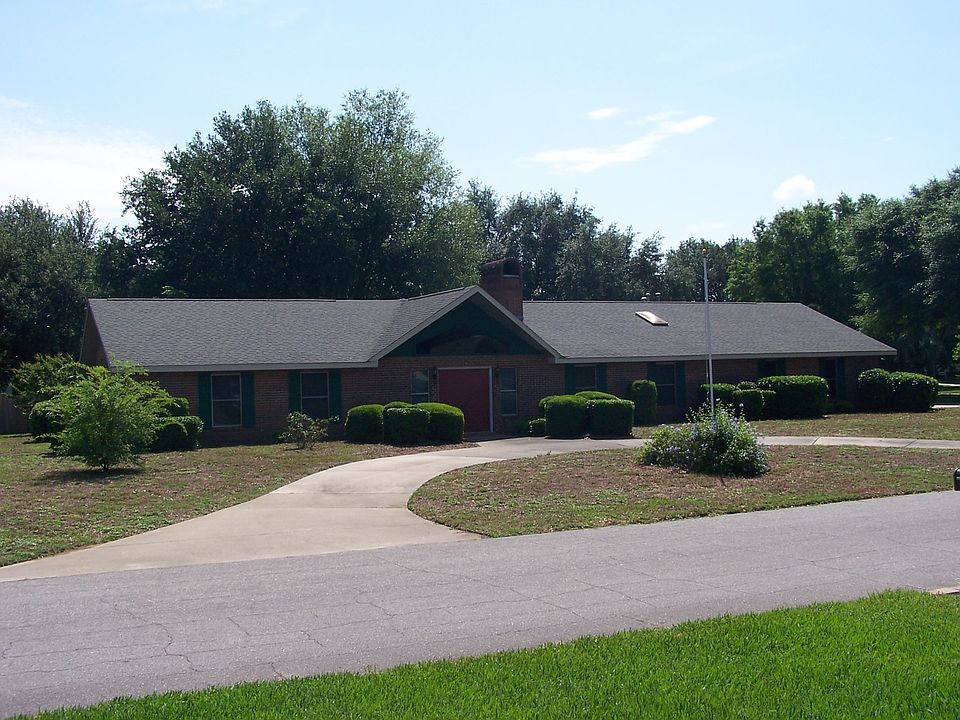 1st image of 33350 Somerset Dr
