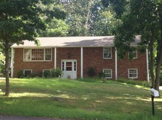 33 Smithtown Rd, Budd Lake, NJ 07828