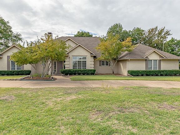 2nd image of 116 Derek Dr