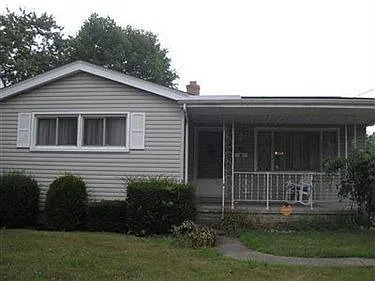 1306 Inverness Ave photo 1