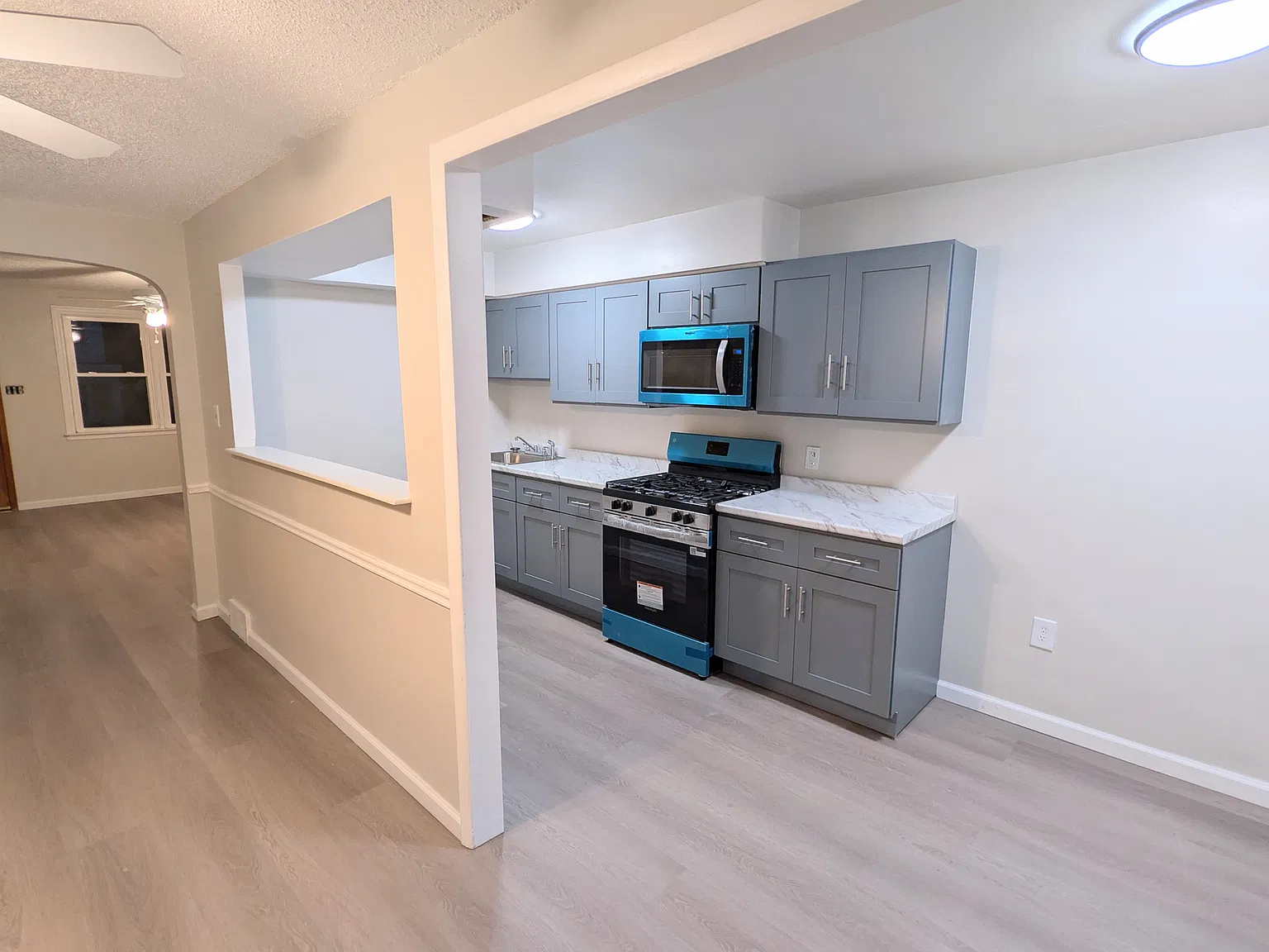3 bed, 1140 sqft, $1,725 — Photo 3