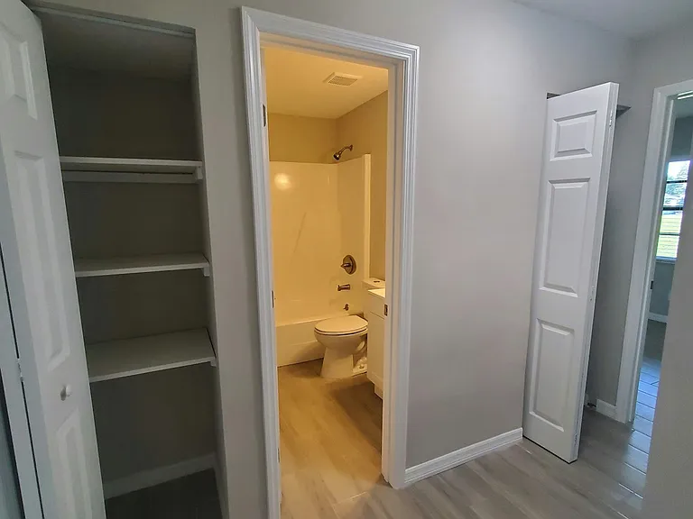 3302 S 7th St #B — Photo 11