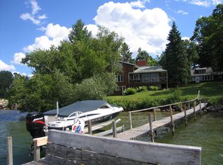 W1410 Spring Grove Rd, Ripon, WI 54971