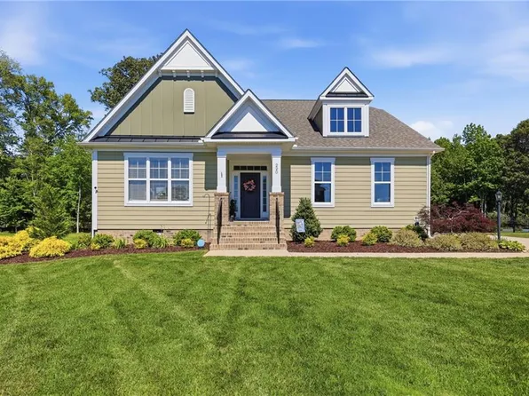 220 Royal Birkdale, Smithfield, VA 23430