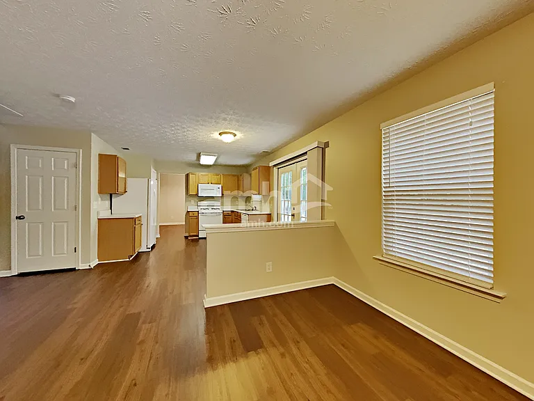 6252 Whitetail Ct NW — Photo 5
