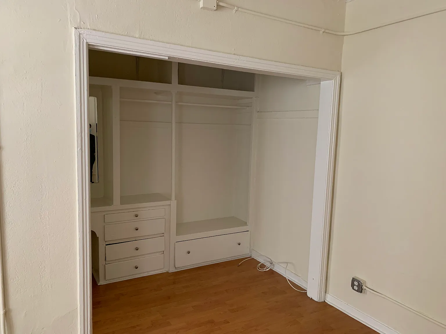 Studio, 525 sqft, $1,198 — Photo 4