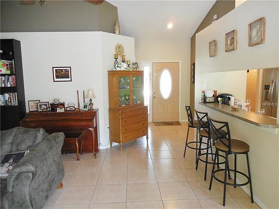 4th image of 7944 Oak Run Cir